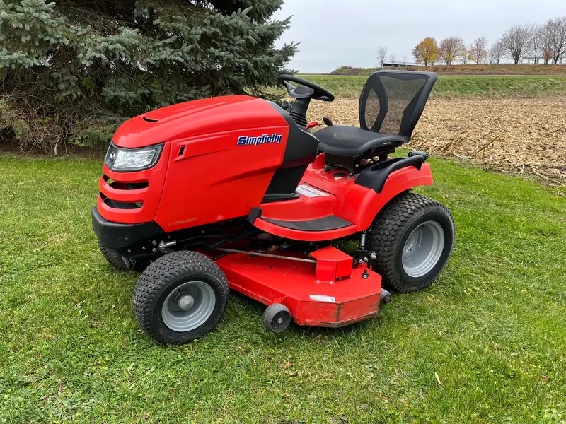 2020 Simplicity Broadmoor Riding Mower – 52-Inch Deck, 25Hp Briggs & Stratton Engine 1