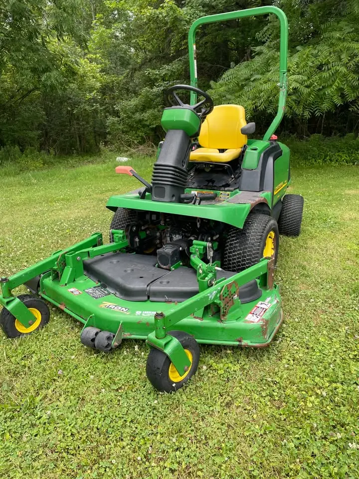 John Deere 1445 Diesel Front-Mount Mower With 60-Inch Deck 1
