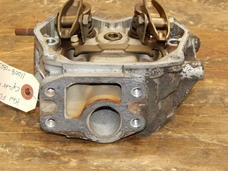 Kawasaki Cylinder Head Assembly – Oem Part #11008-0823 1