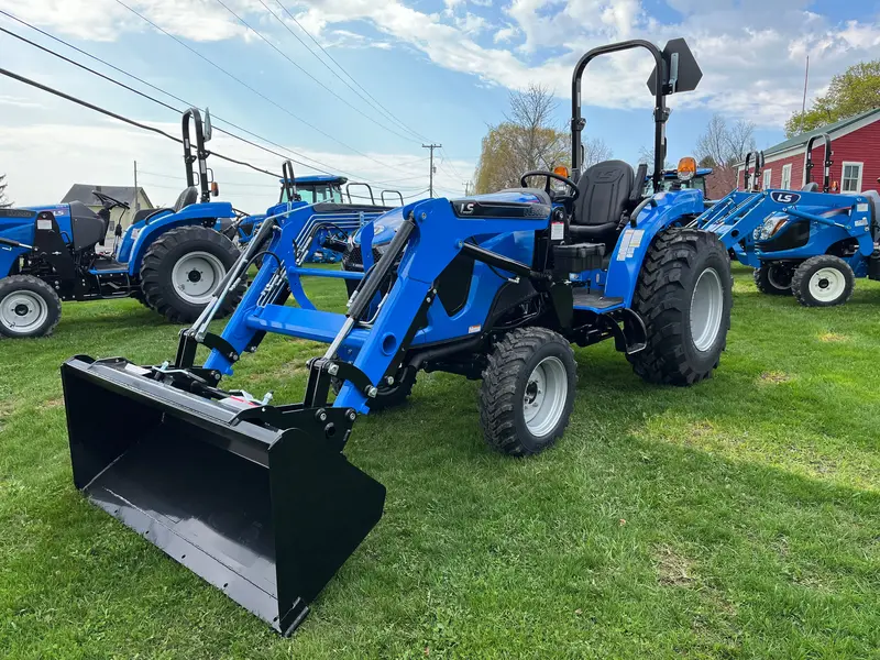 Ls Tractor Mt242H – 42.5 Hp Diesel Utility Model 1