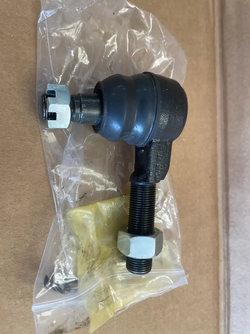 Ls Tractor Right-Hand End Cap Assembly – G610 Series, #40008103 1