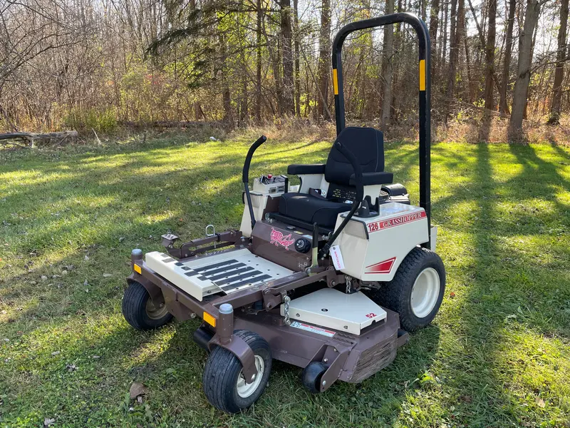 Used Grasshopper 126/52 Commercial Lawn Mower – Stock #8046 1