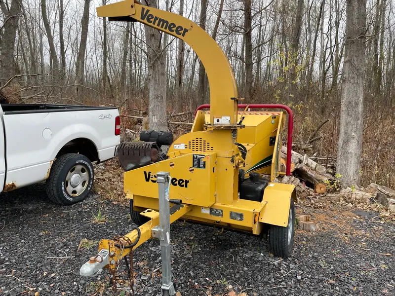Vermeer Bc700Xl Brush Chipper – Heavy-Duty Landscaping Equipment 1